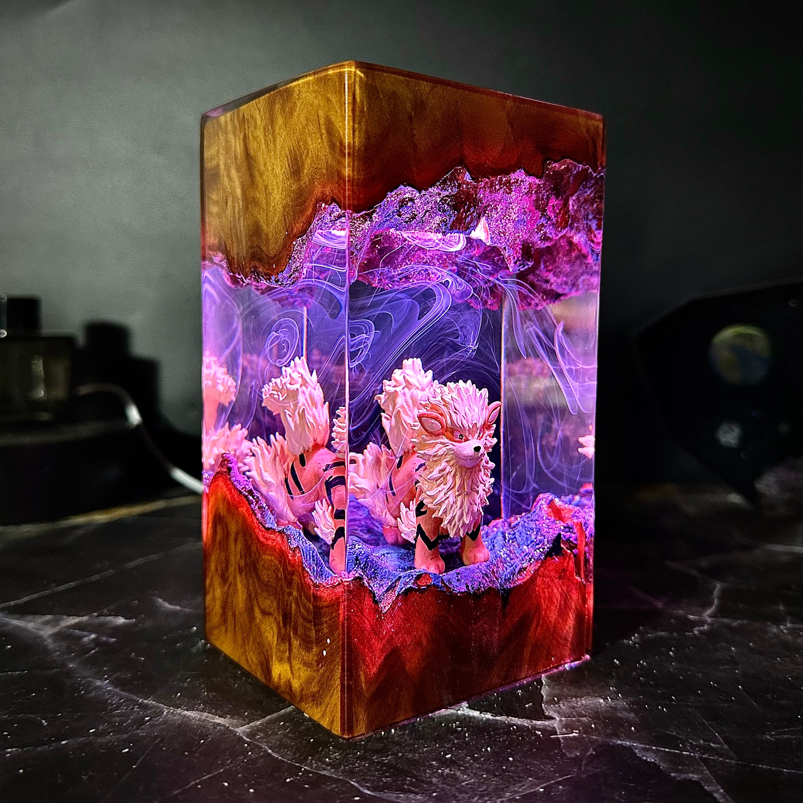 Pokemon Arcanine Resin lamp