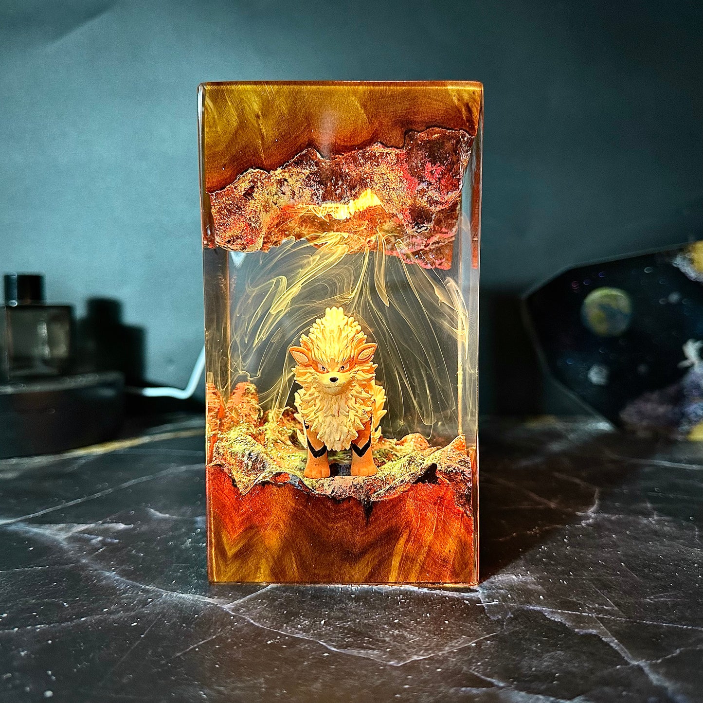 Pokemon Arcanine Resin lamp